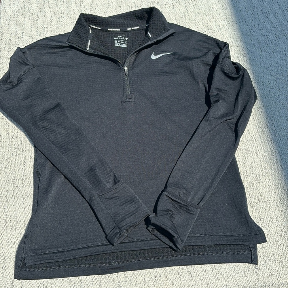 Women’s Nike Running 1/4 zip long sleeve with fleece lining